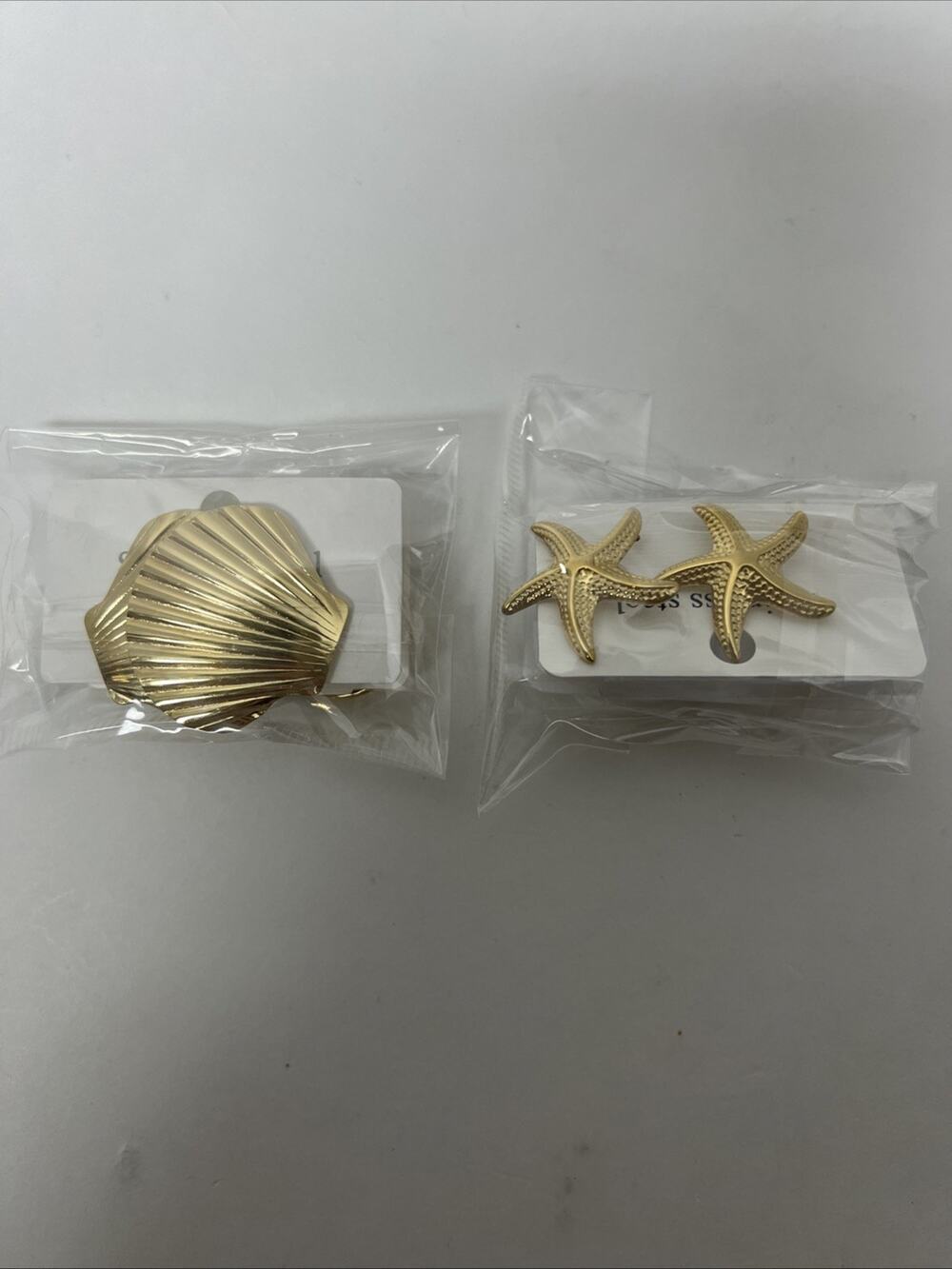Lot of Gold Tone Earrings Sea Star Clam Shell Pearl Ocean Beach Coastal Pierced